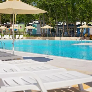  Campingplatz Caravans Bijela Uvala Kroatien
