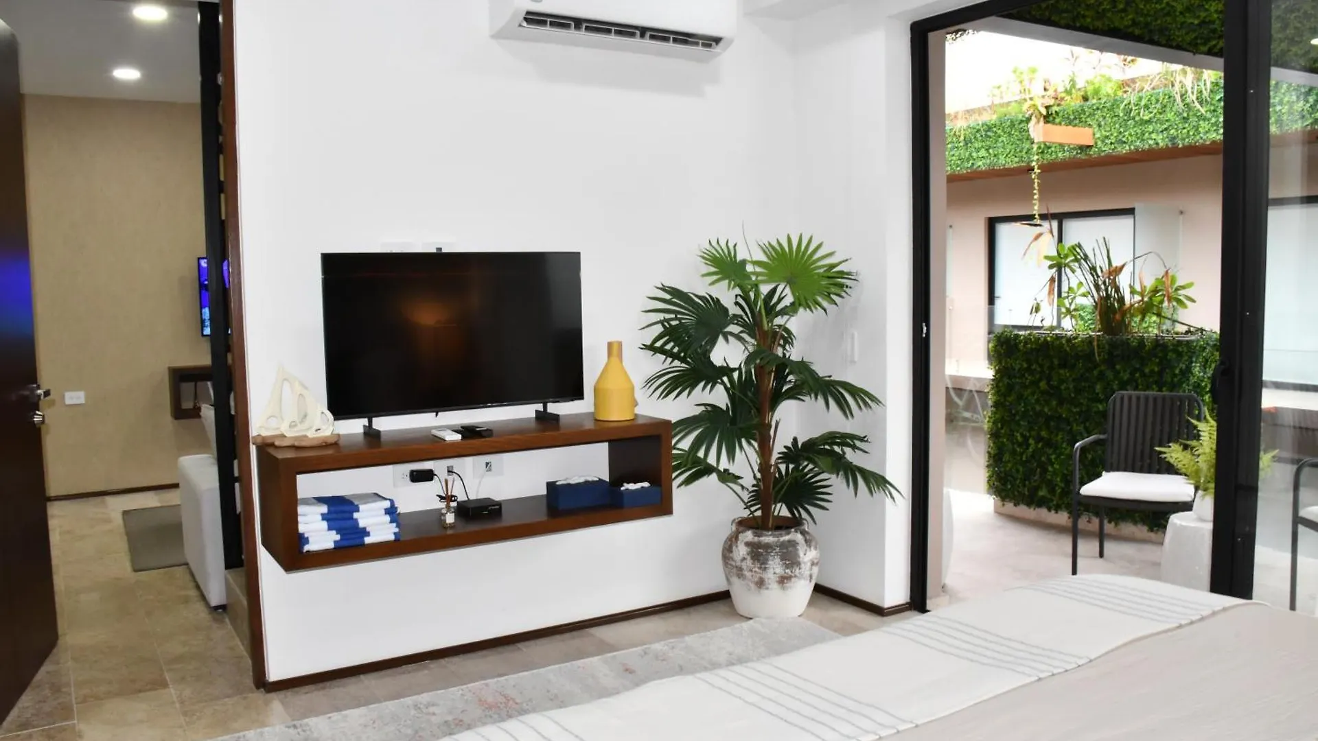Menesse Tulum Luxury Apartments By Spot Rentals Mexiko